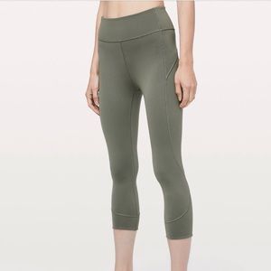 Lululemon in movement crop 19”